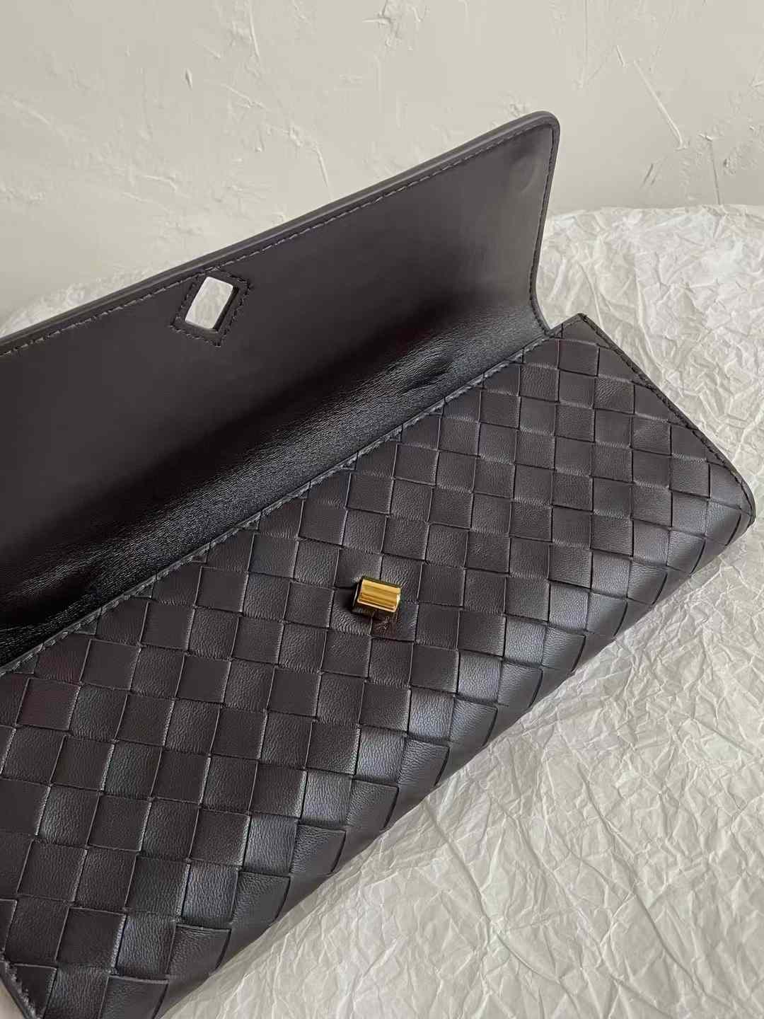 Bottega Veneta BV Andiamo Clutch view 25