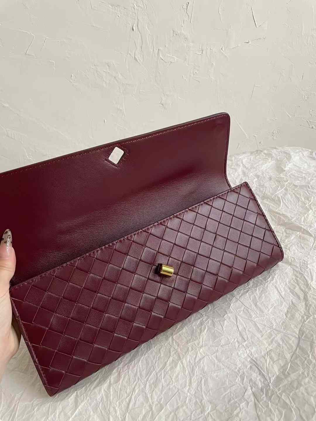 Bottega Veneta BV Andiamo Clutch view 6