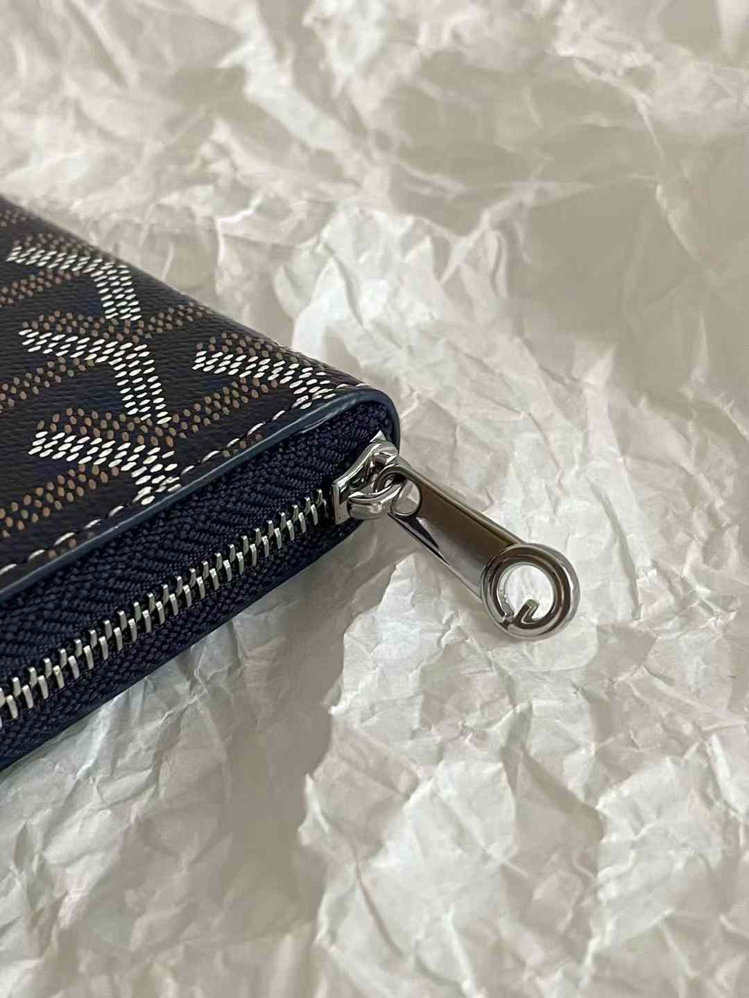 Goyard Matignon Mini Wallet view 40