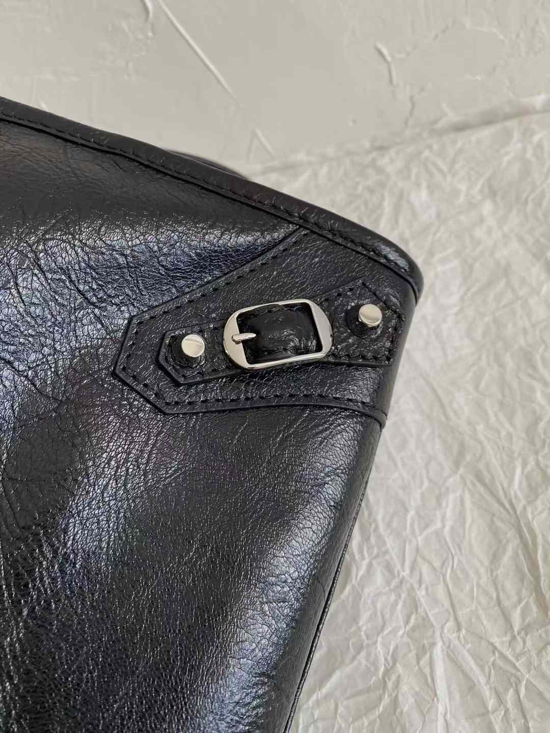 Balenciaga Lie City Bag view 4