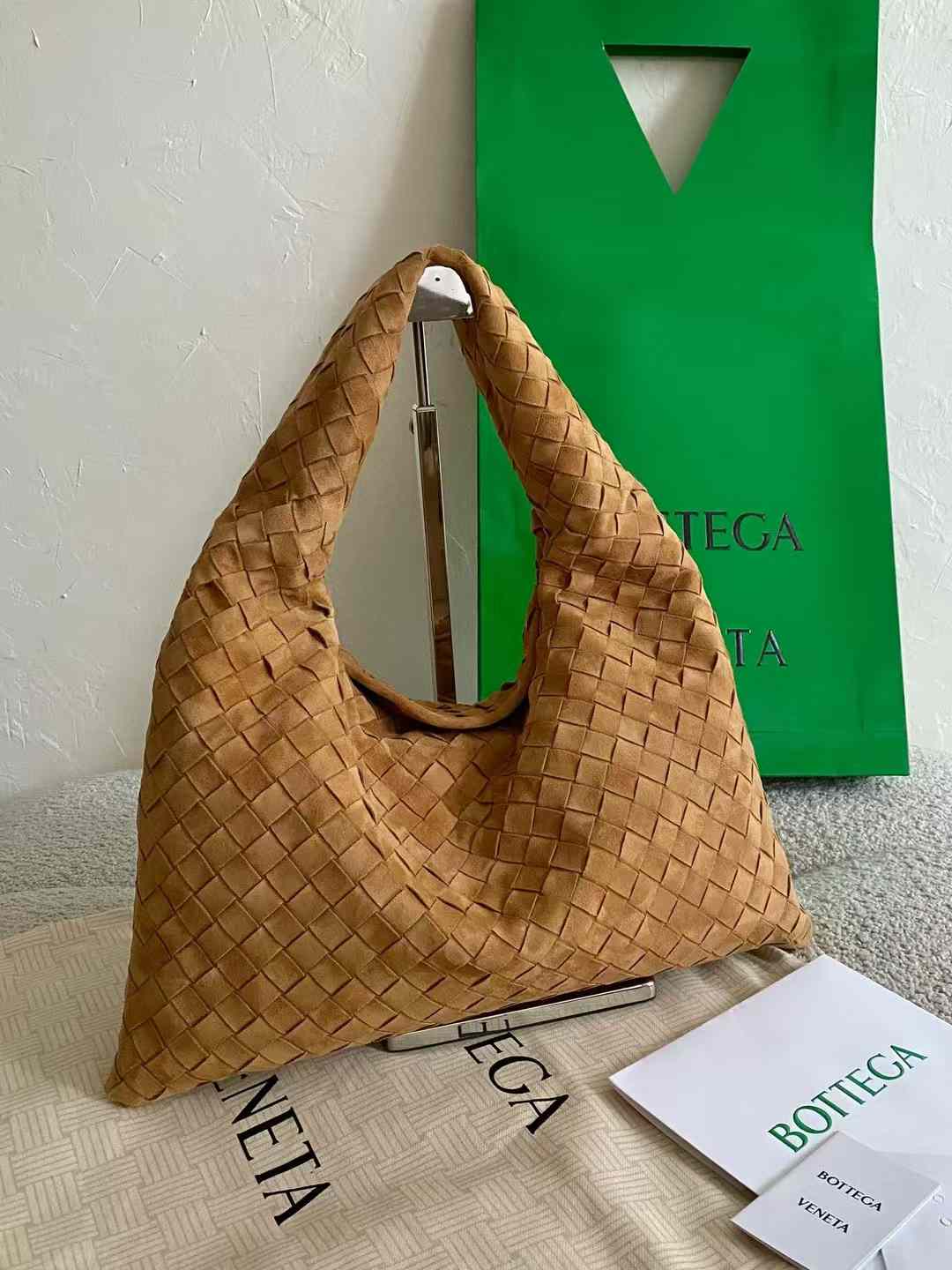 Bottega Veneta BV Large Hop BAG view 10