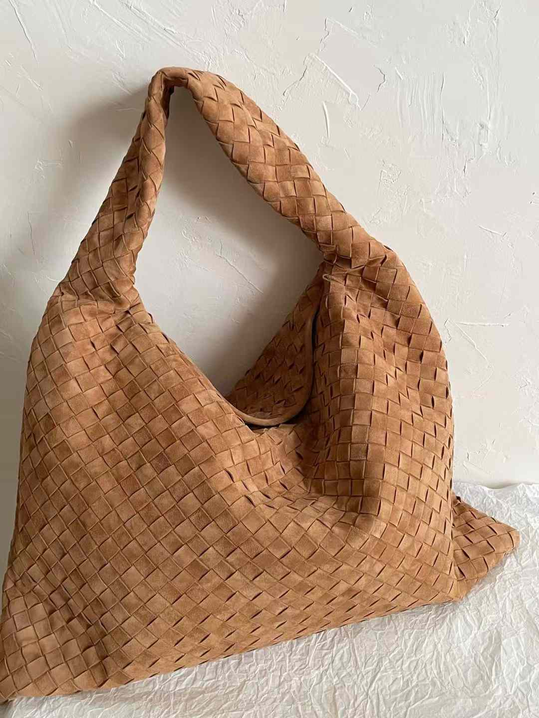 Bottega Veneta BV Large Hop BAG view 3