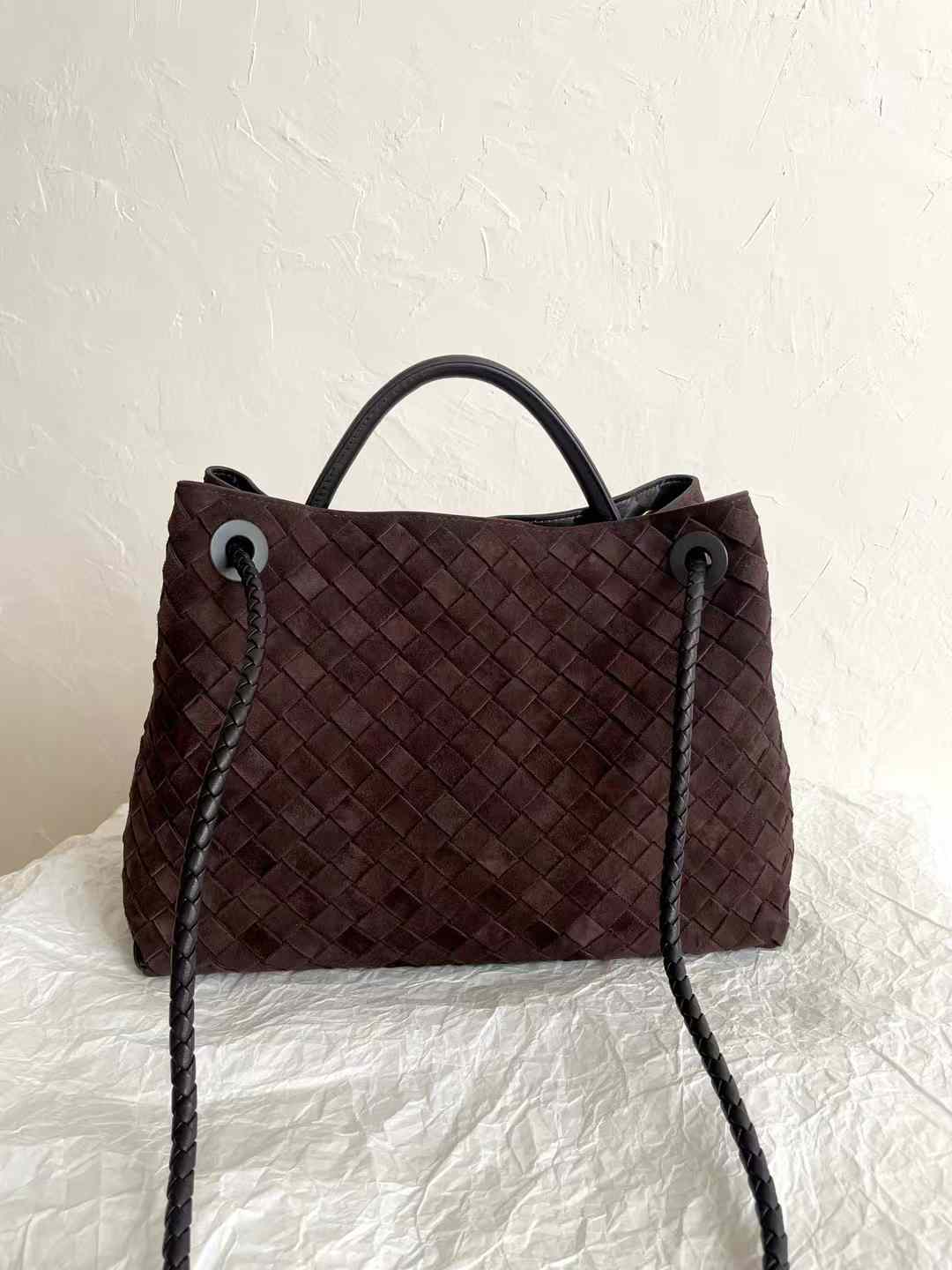 Bottega Veneta New Andiamo view 3