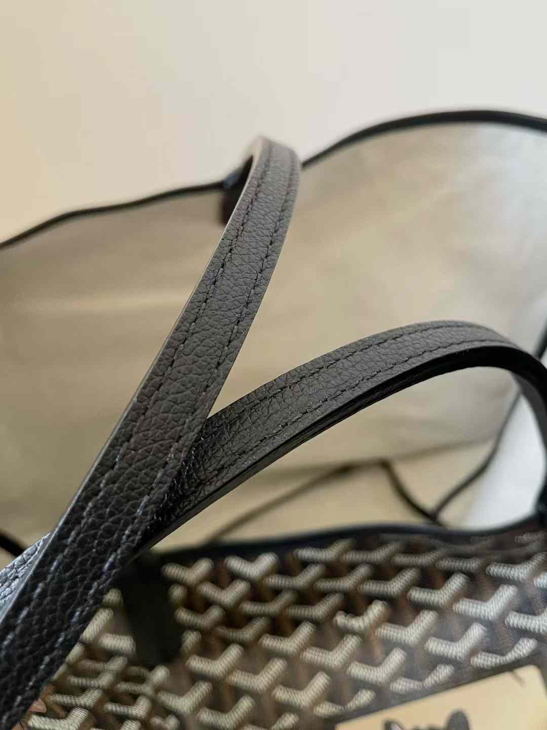 Goyard Tote Bag view 3