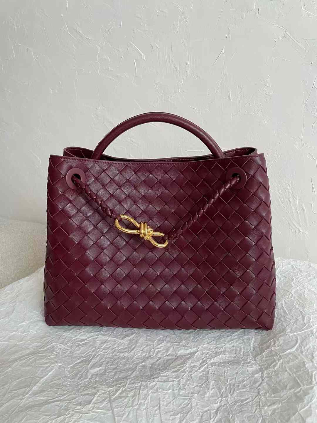 Bottega Veneta Andiamo view 2