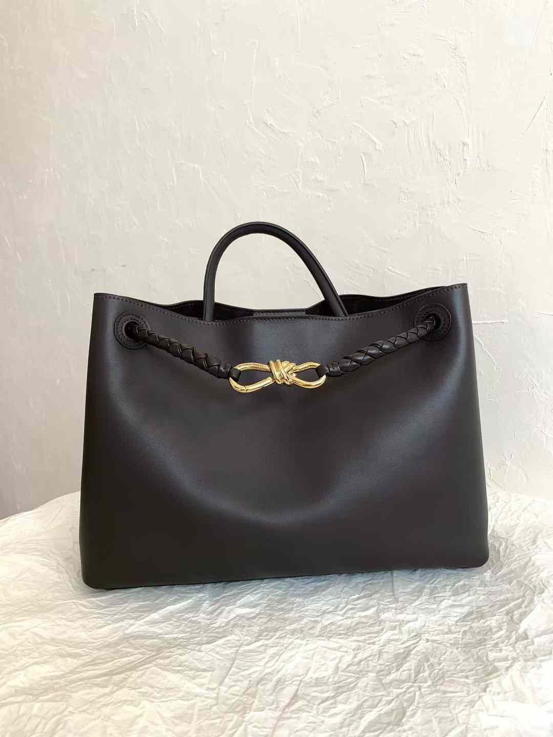 Bottega Veneta Andiamo view 1