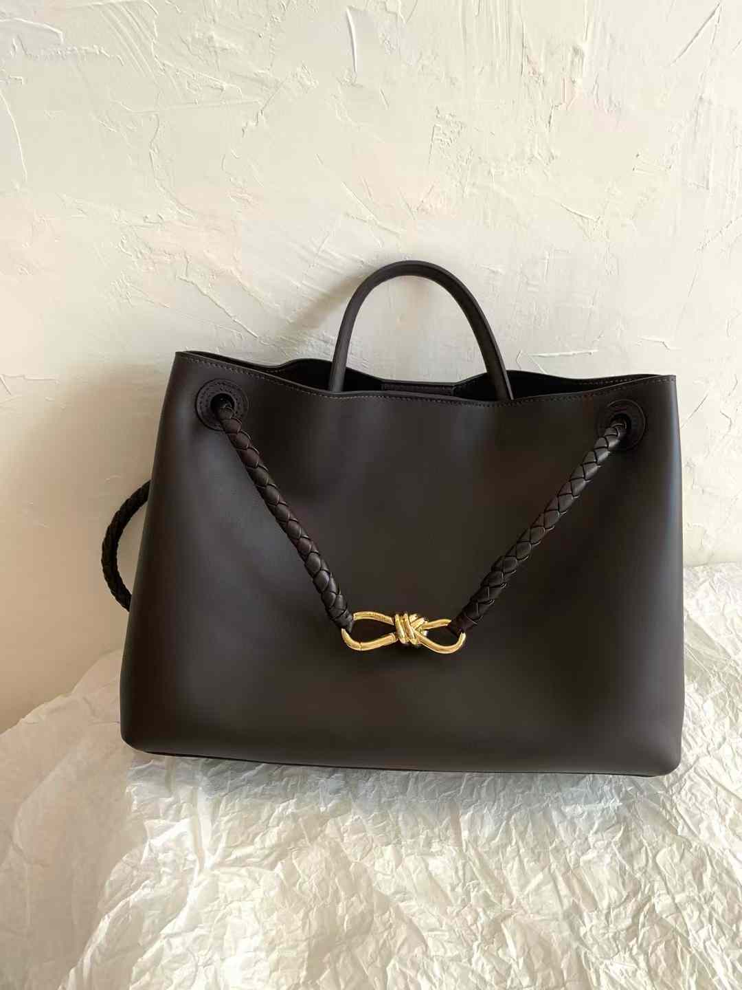 Bottega Veneta Andiamo view 6
