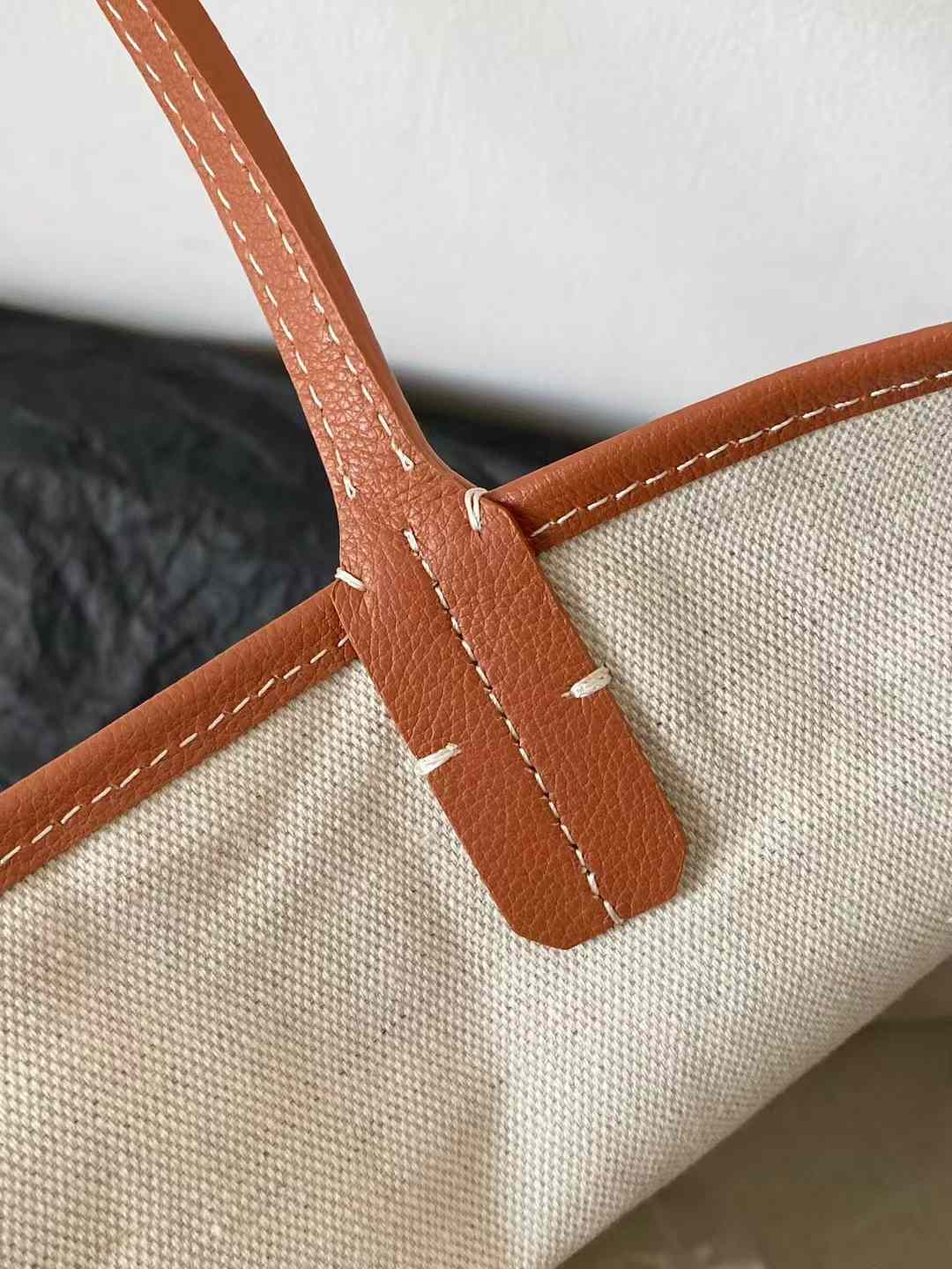 Goyard Saint Louis GM Bag view 3