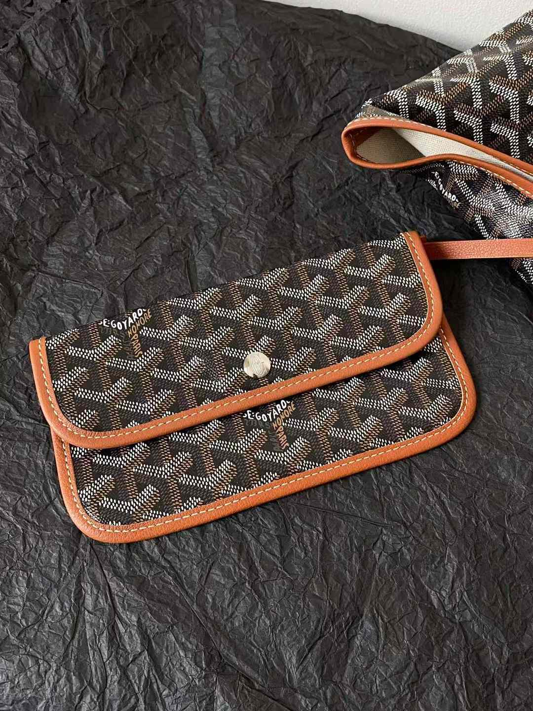 Goyard Saint Louis GM Bag view 5