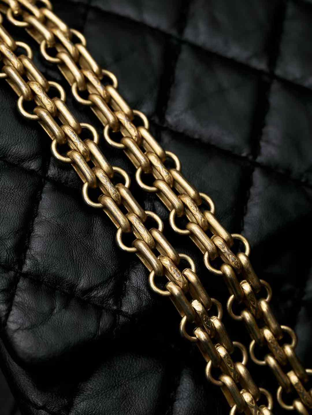 Chanel 2.55 Handbag view 7