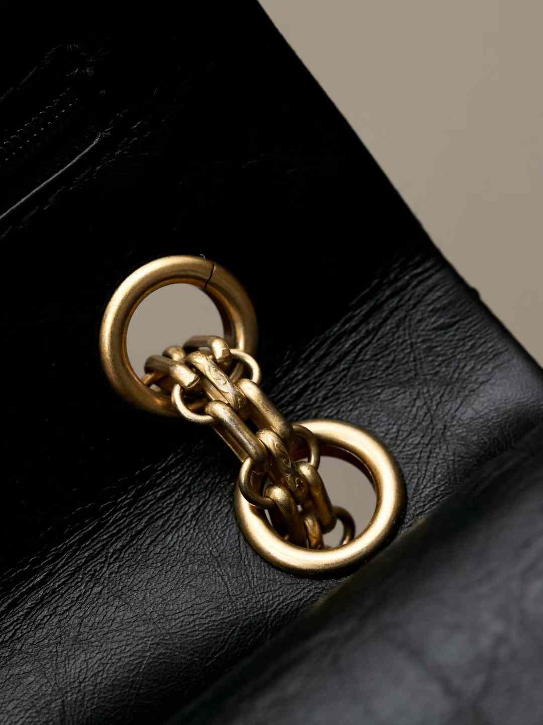 Chanel 2.55 Handbag view 8