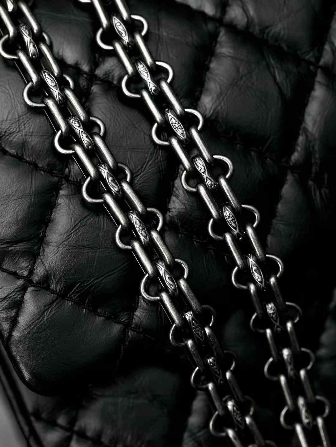 Chanel 2.55 Handbag view 7