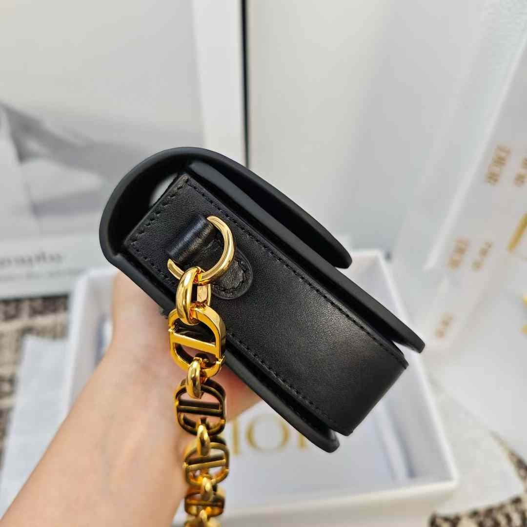 Dior 30 Montaigne Avenue Bag view 3