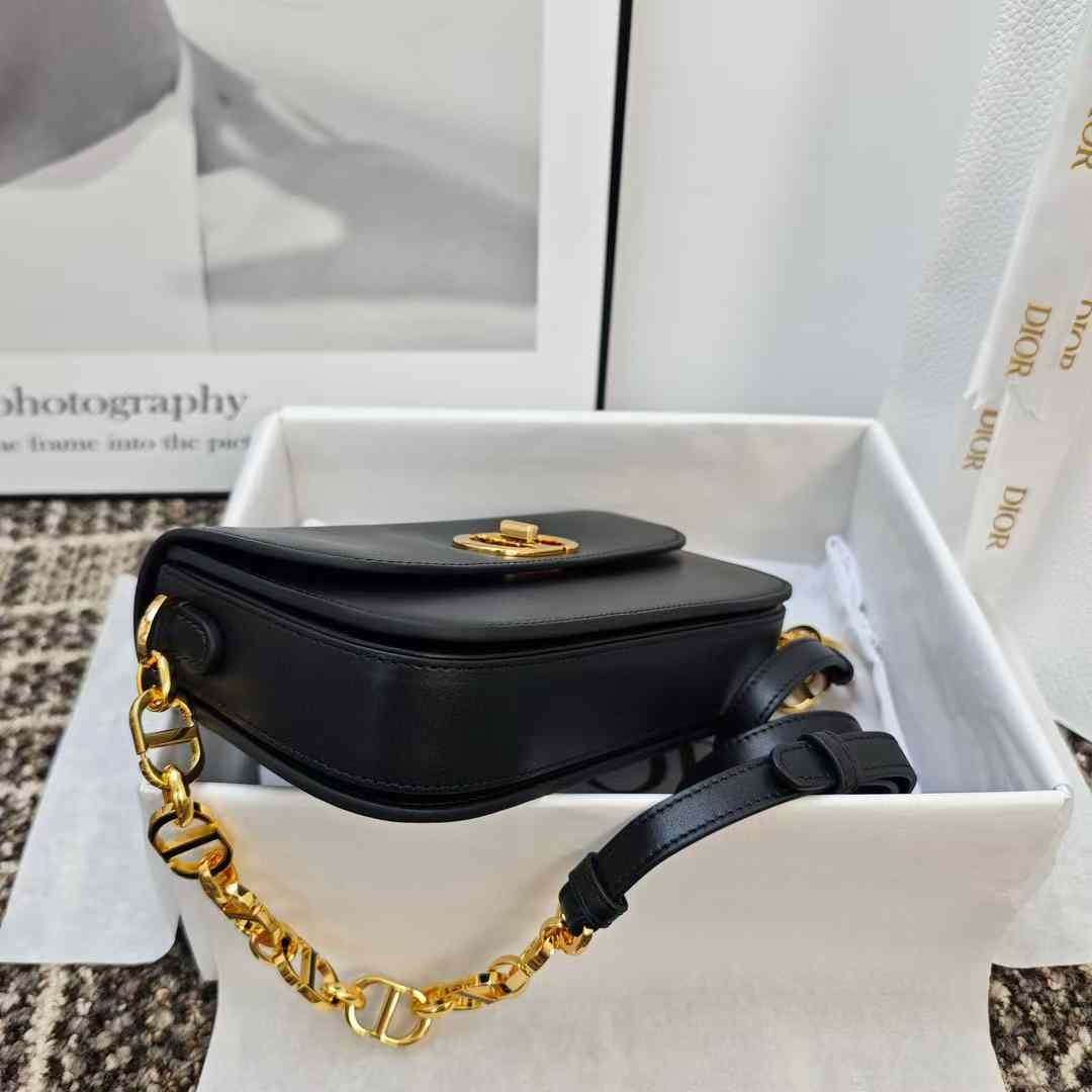 Dior 30 Montaigne Avenue Bag view 5