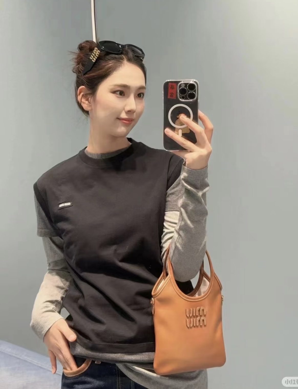 Miu Miu IVY leather handbag view 10