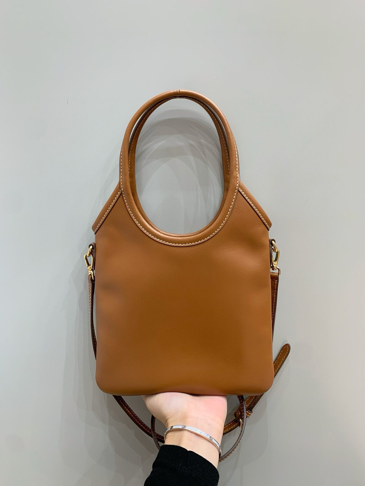 Miu Miu IVY leather handbag view 2