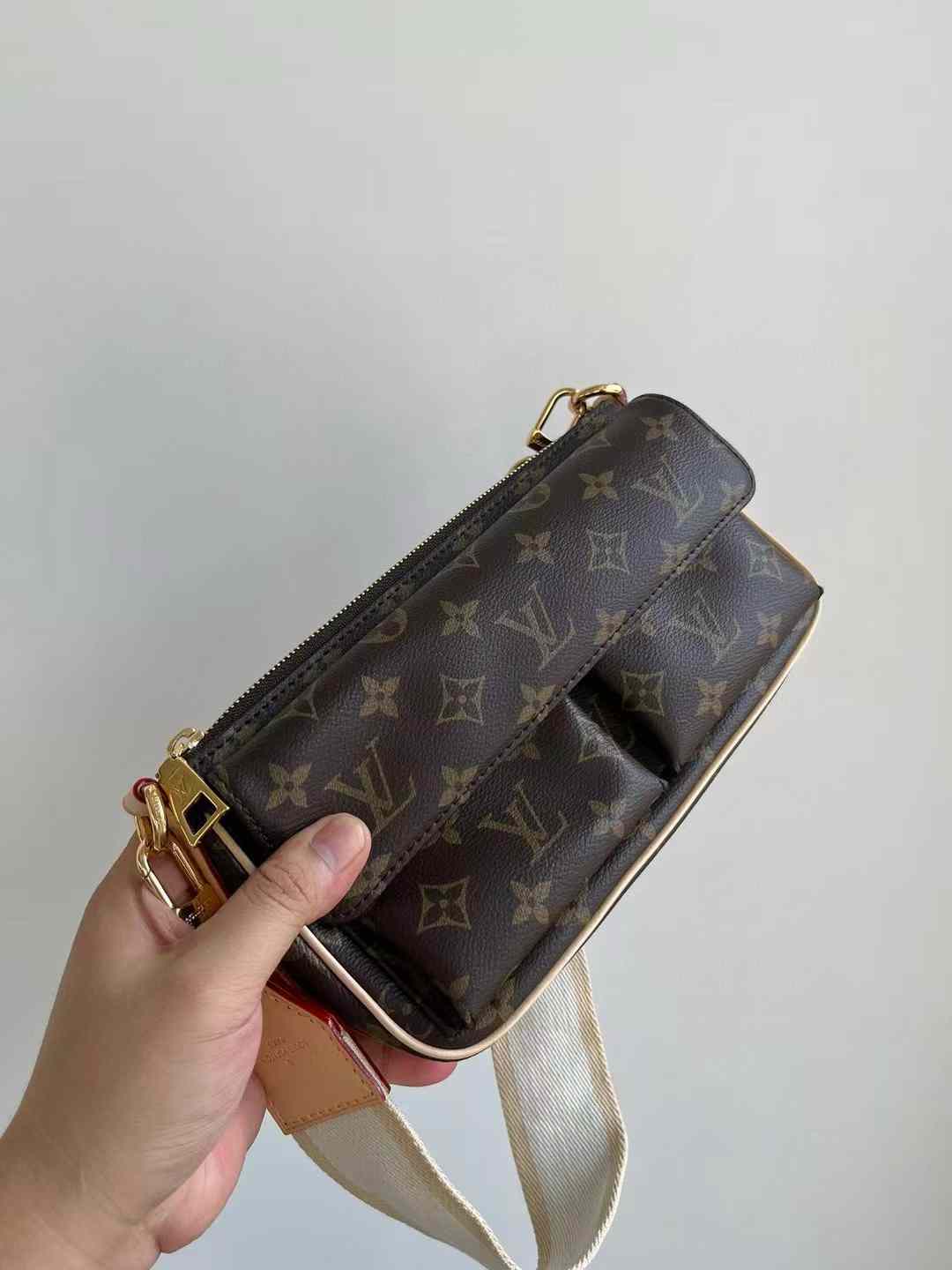 Louis Vuitton Vivacité M46999 view 2