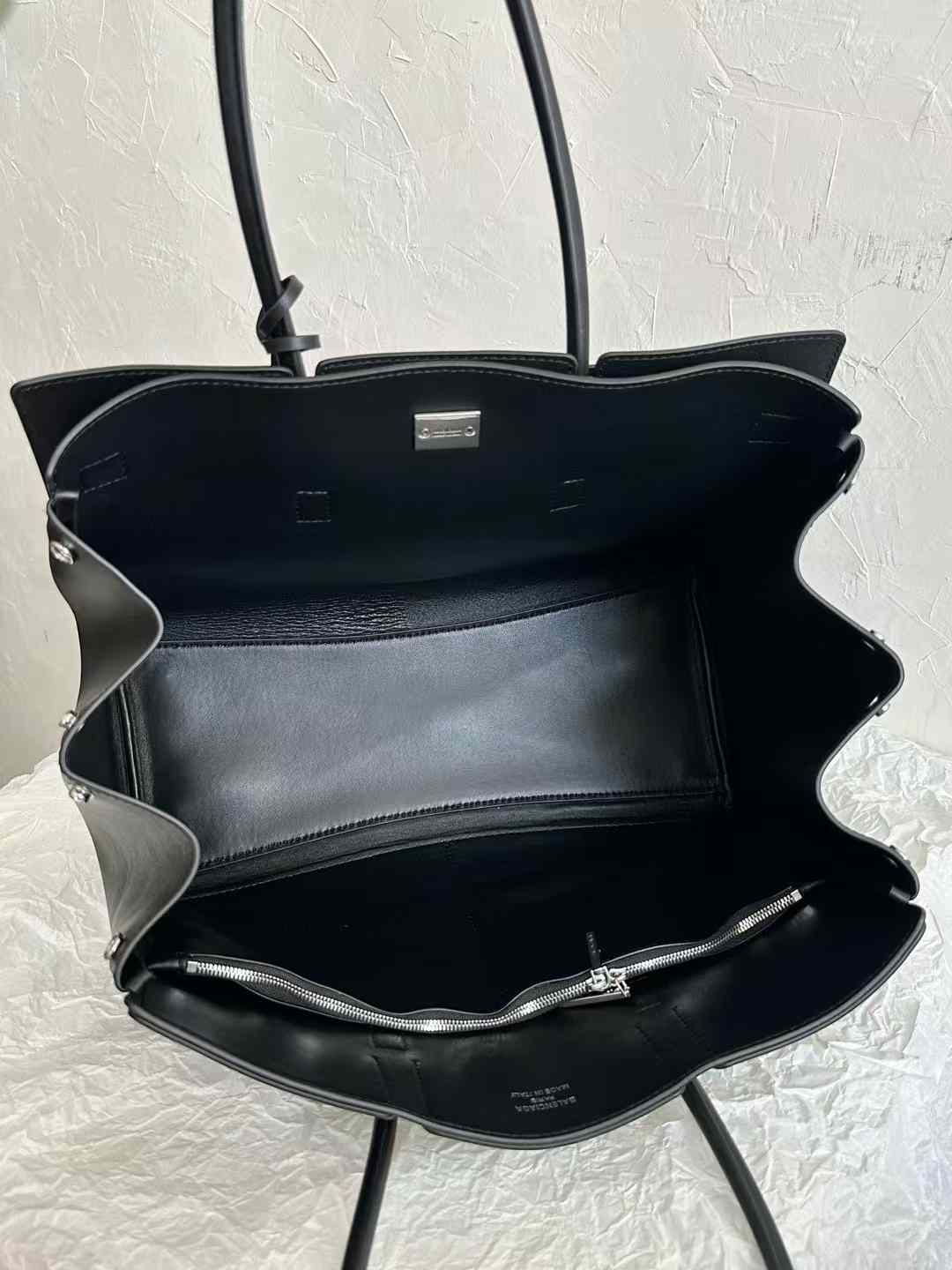 Balenciaga Lel Air Bag view 14