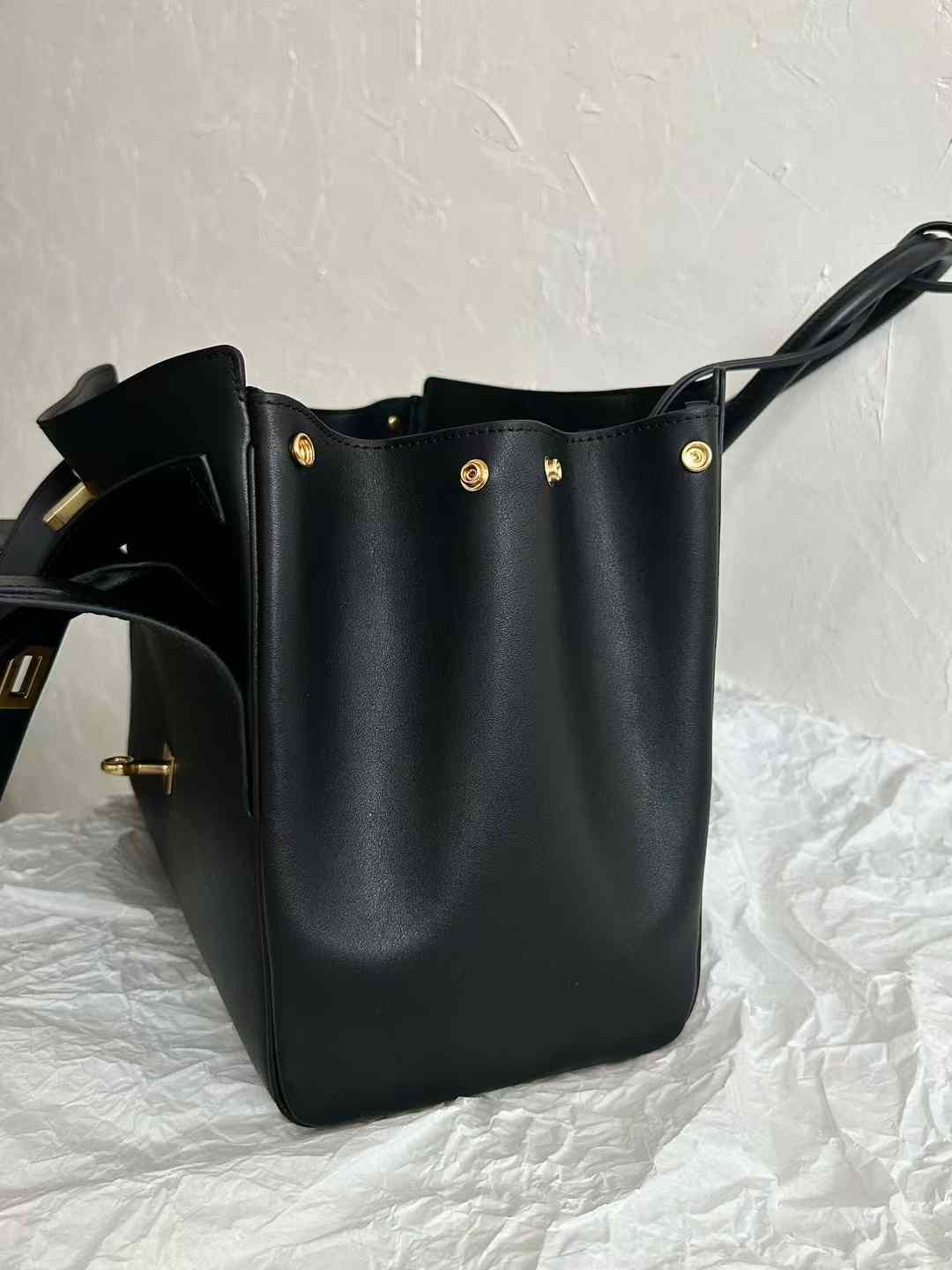 Balenciaga Lel Air Bag view 3