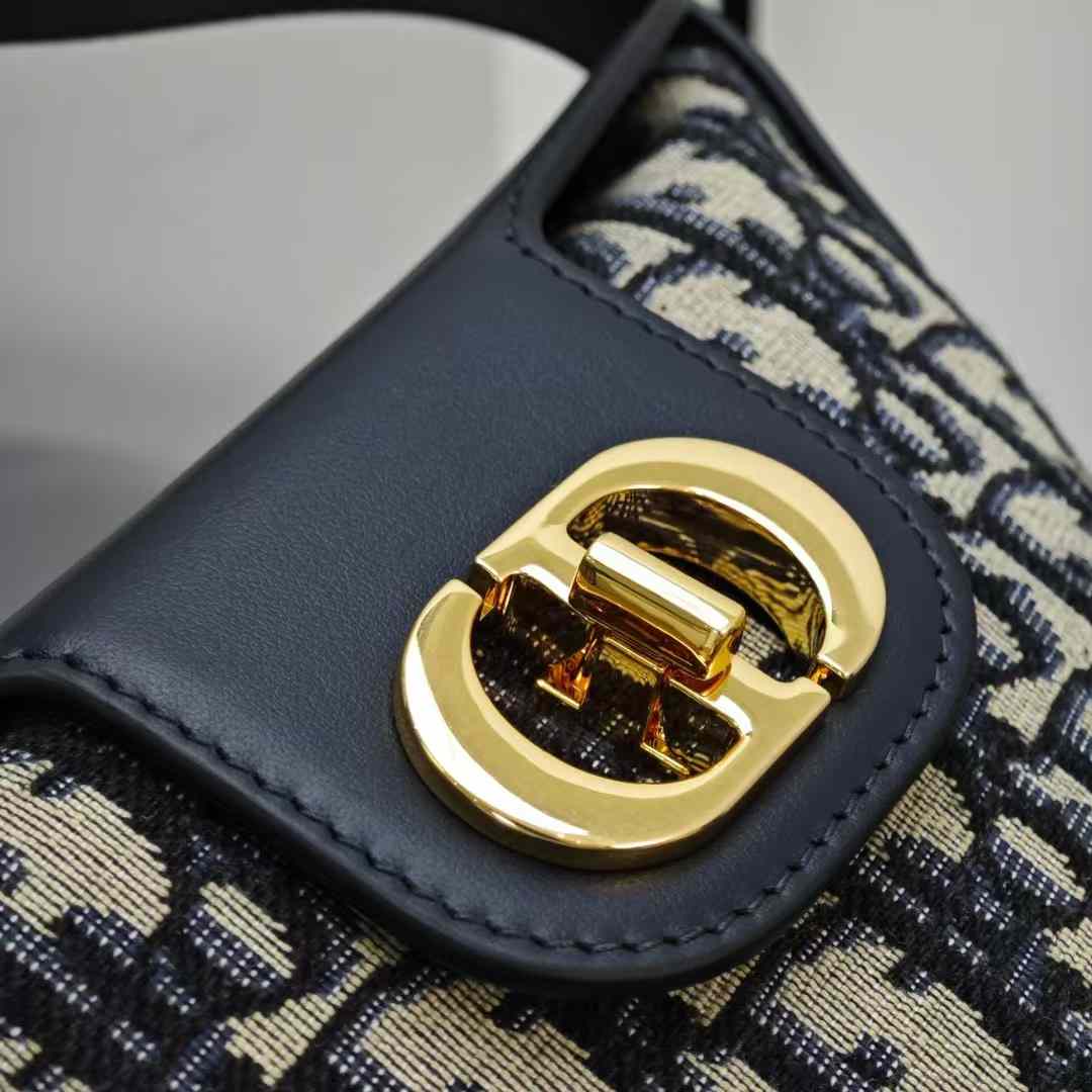 Dior 30 Montaigne Amber Mini Bucket Bag view 6
