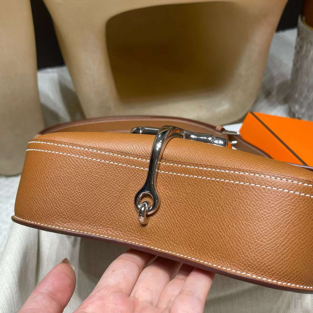 Hermès Della Cavallerria view 5
