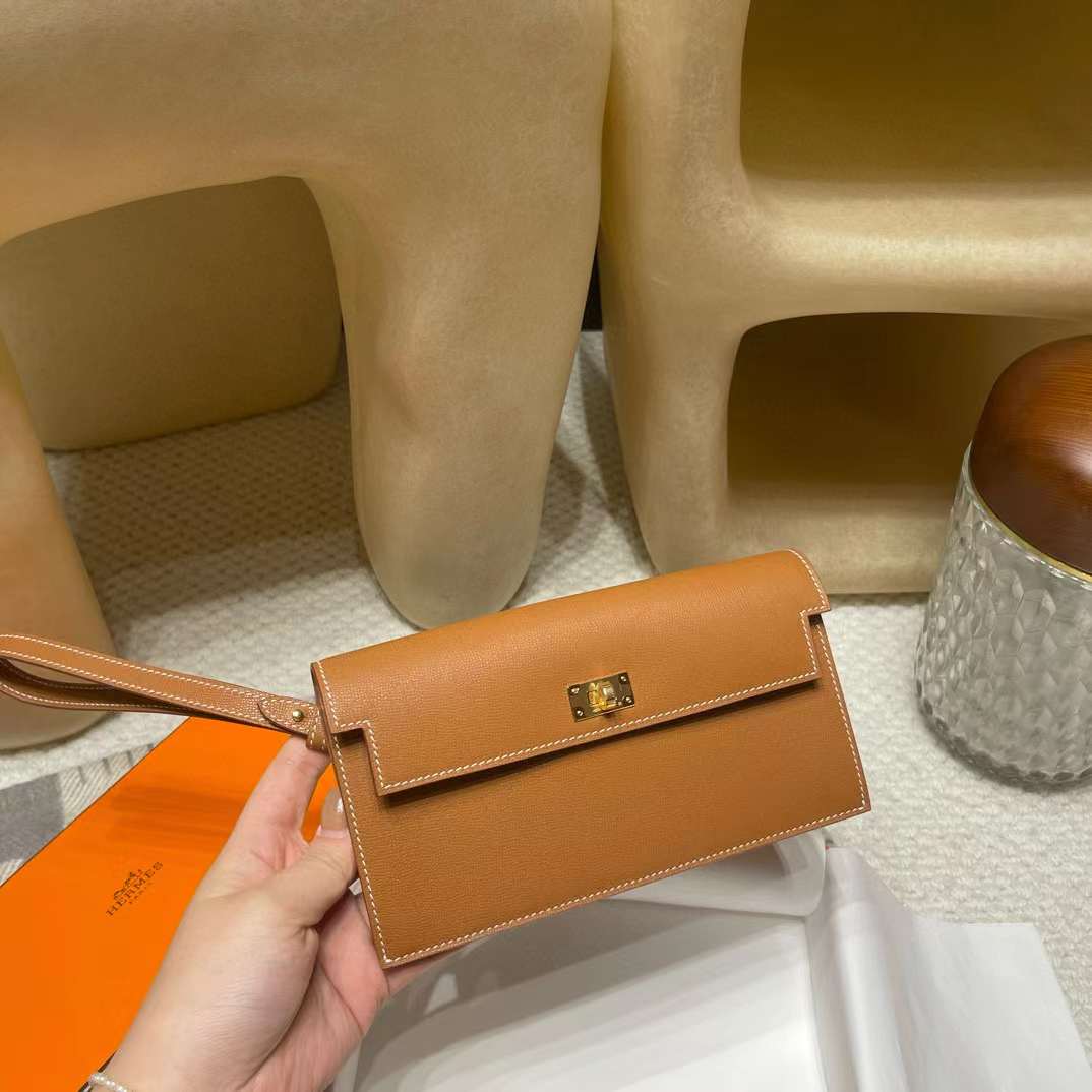 Hermès Kelly Pocket Madam view 1