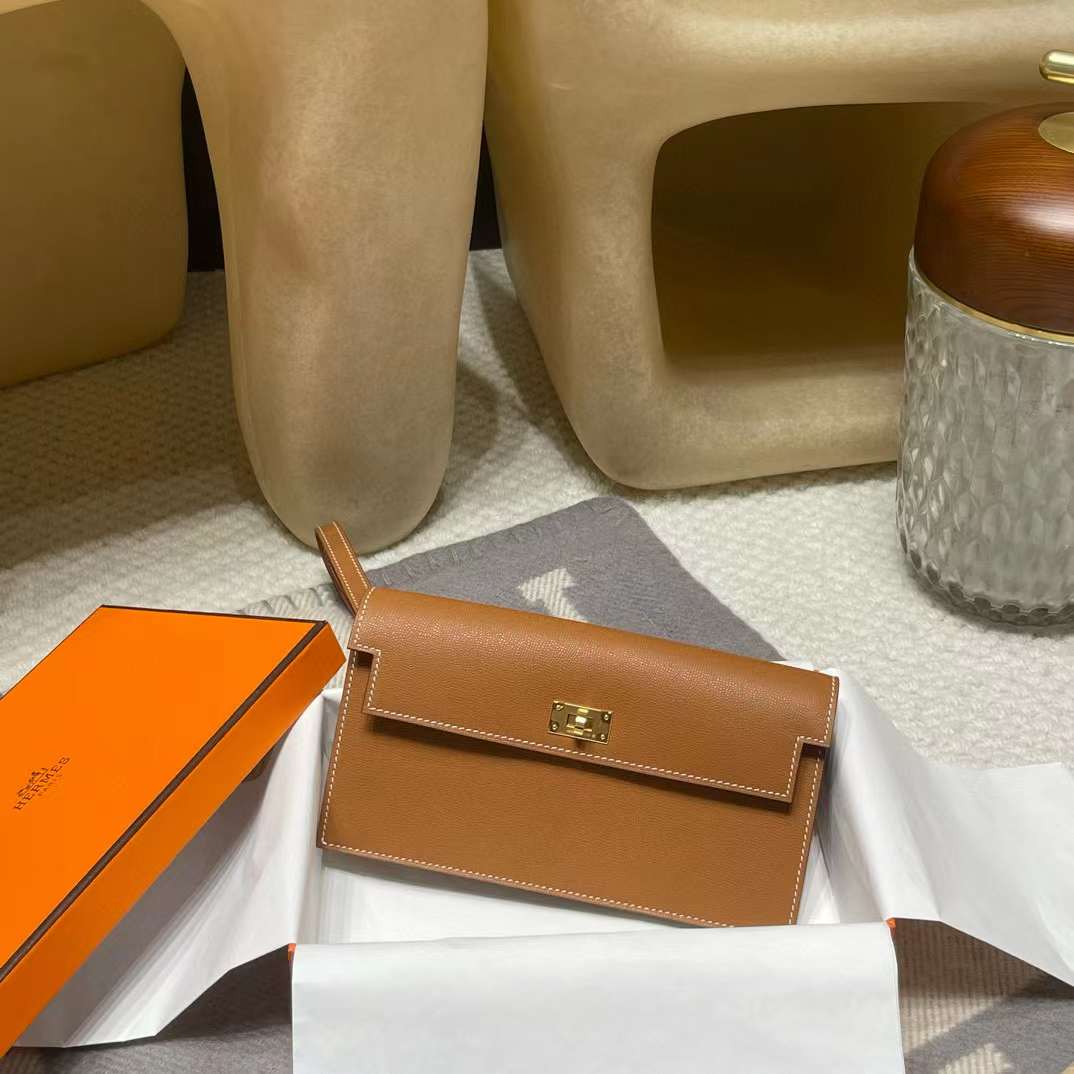 Hermès Kelly Pocket Madam view 2
