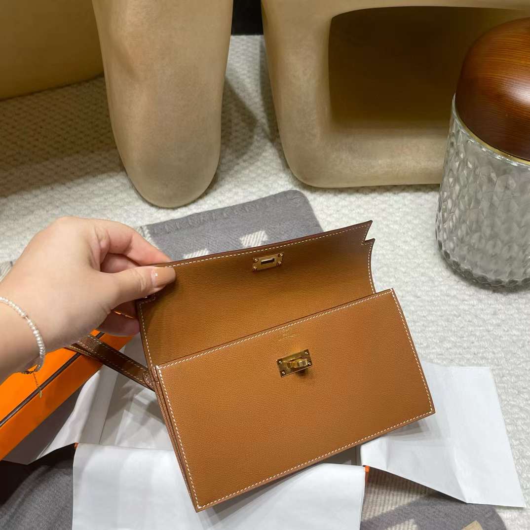 Hermès Kelly Pocket Madam view 7