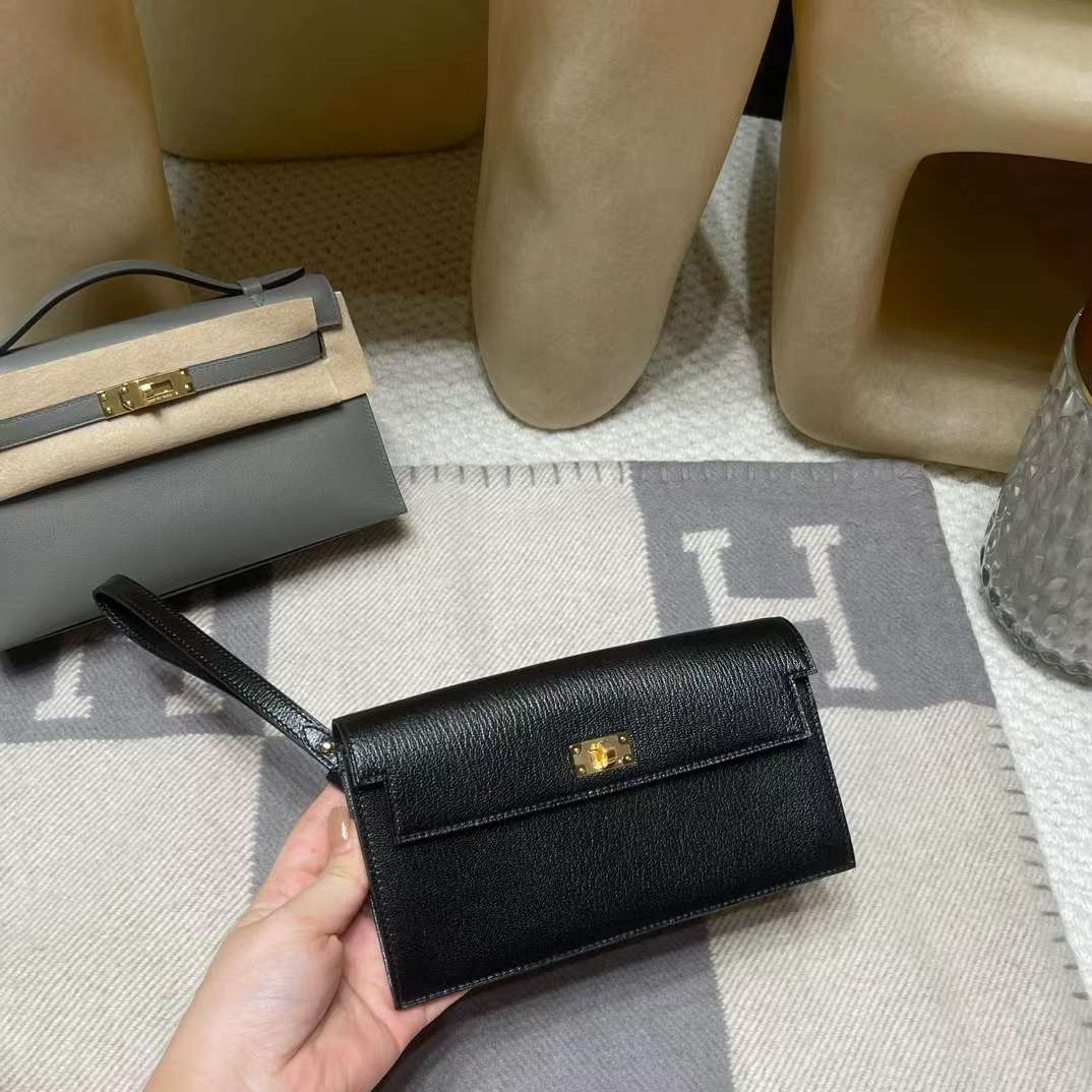 Hermès Kelly Pocket Madam view 2