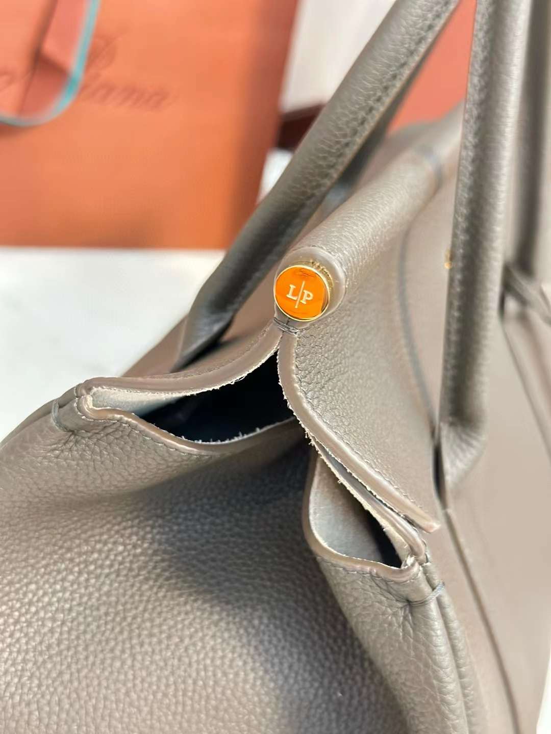 Loro Piana Loom L32 view 5