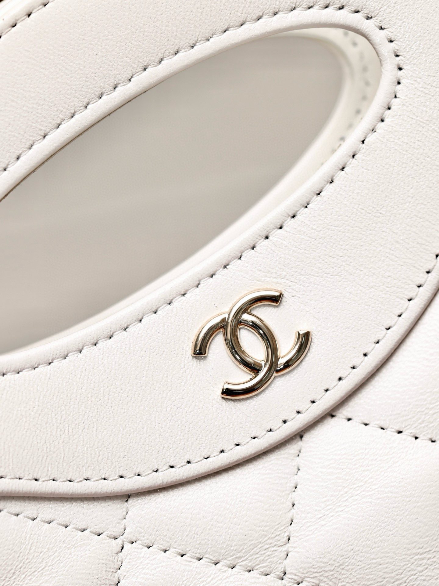 Chanel 23c 31 Nano Bag view 9
