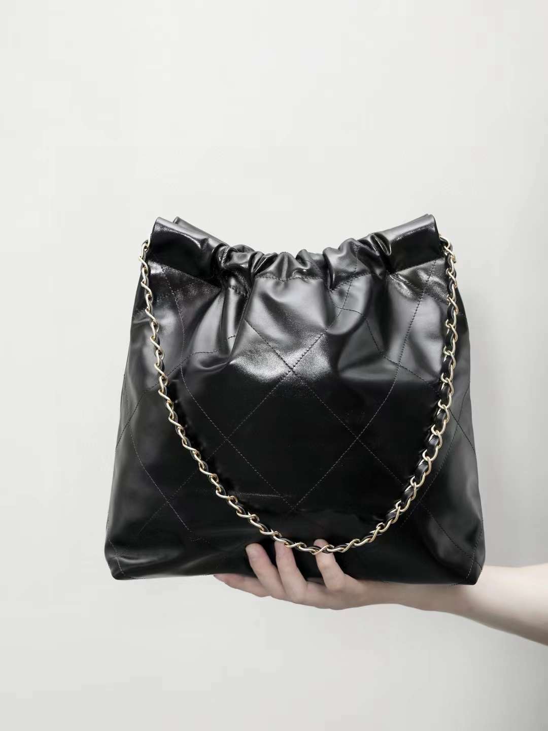 Chanel 22 Handbag view 2