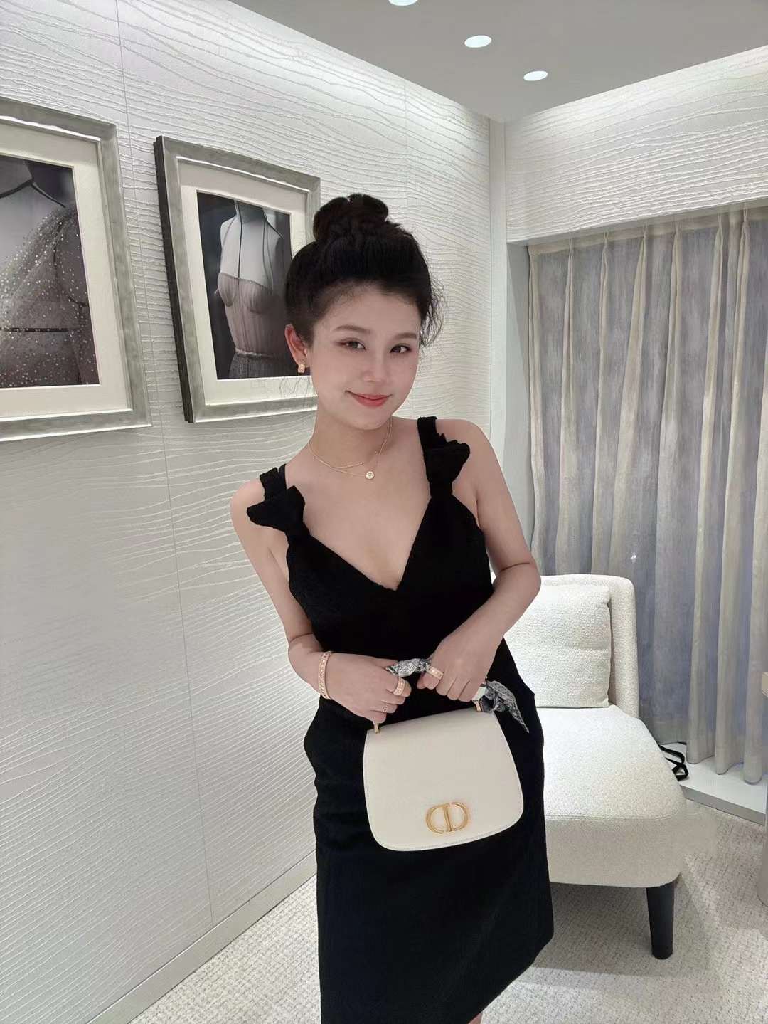 Dior 30 Montaigne Avenue Top Handle Bag view 1