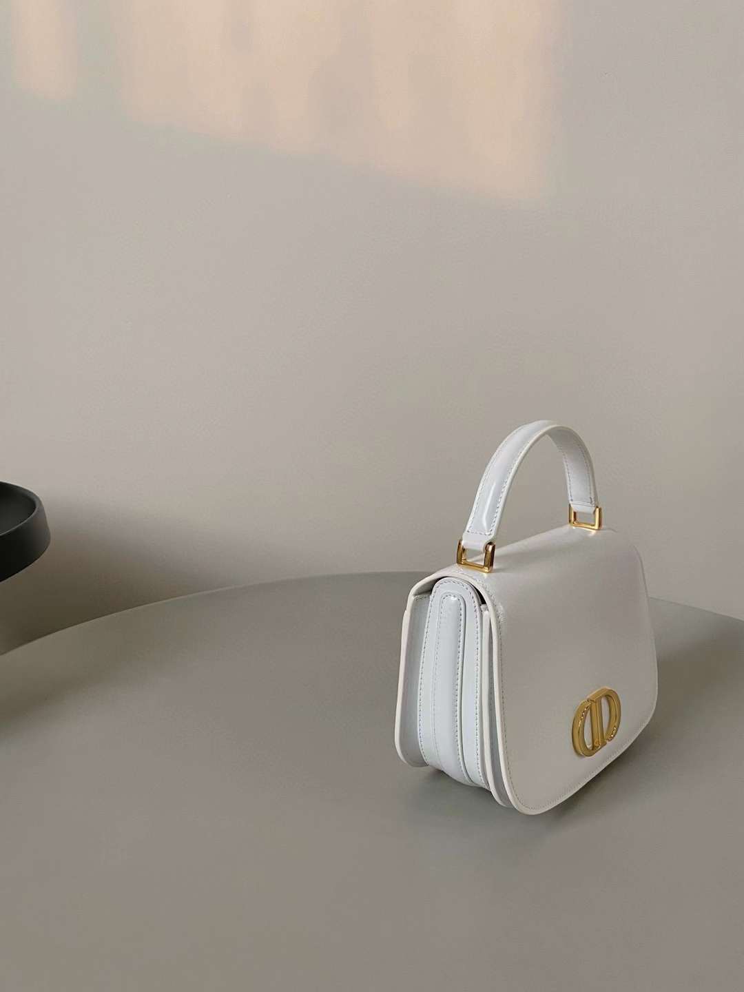 Dior 30 Montaigne Avenue Top Handle Bag view 3