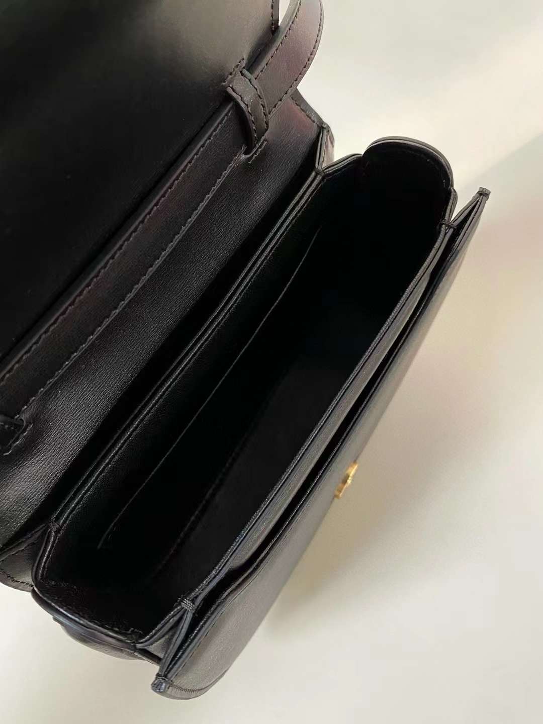 Dior 30 Montaigne Avenue Top Handle Bag view 18