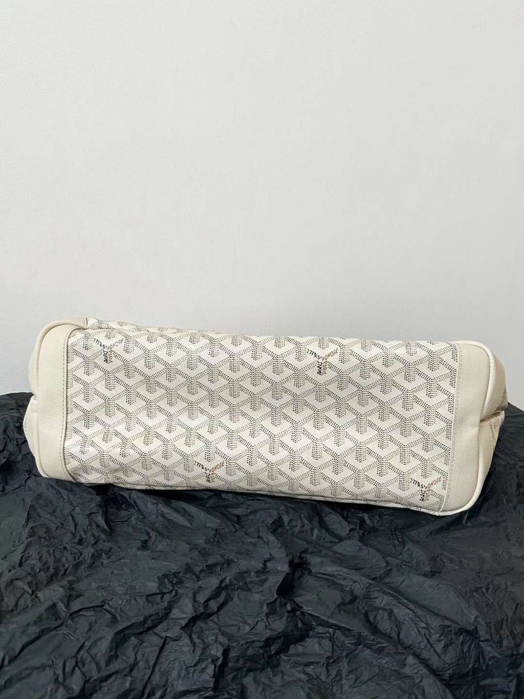 Goyard Artois MM Bag 2024 view 3
