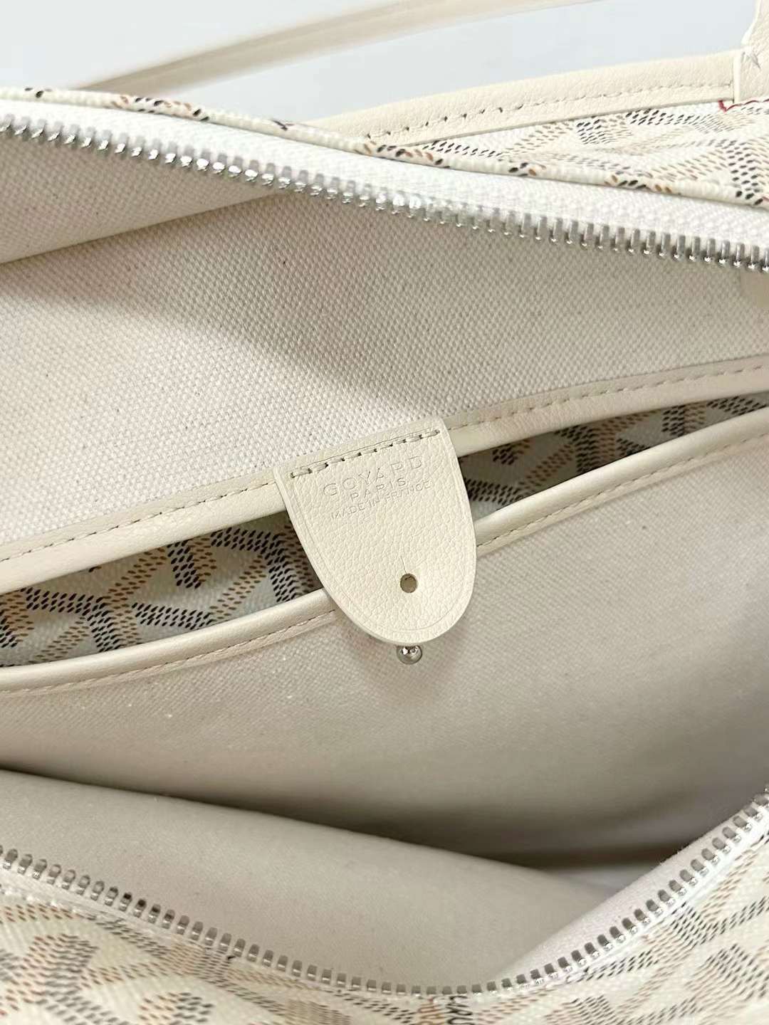 Goyard Artois MM Bag 2024 view 6