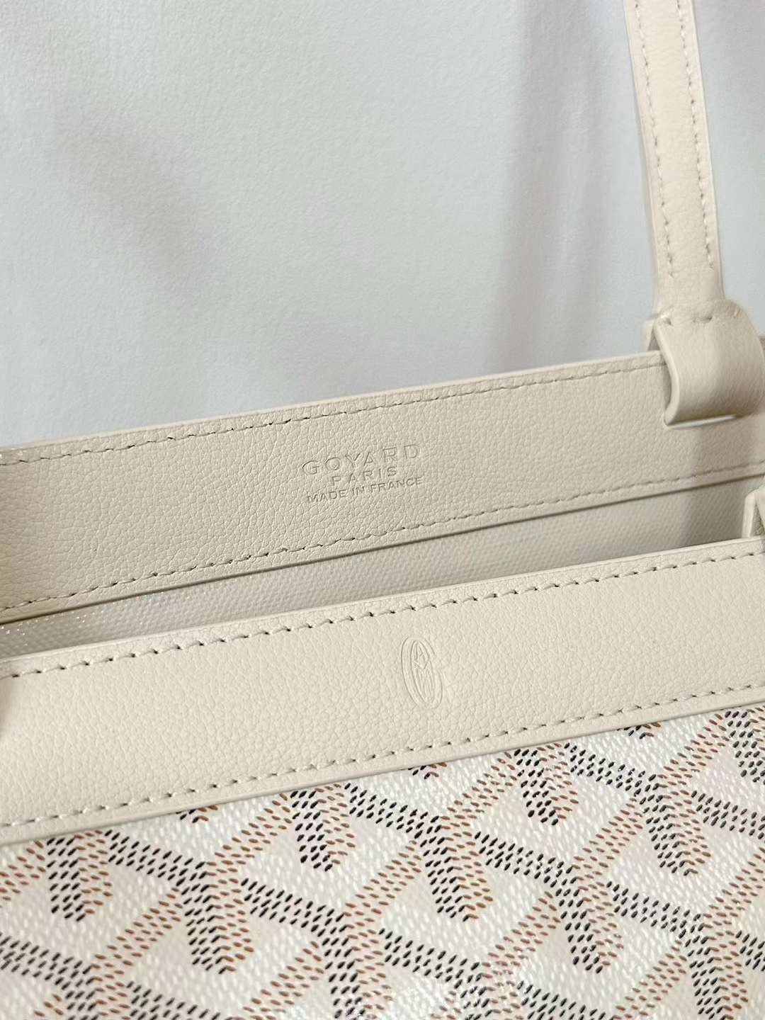 Goyard Bellechasse Biaude PM Bag view 2