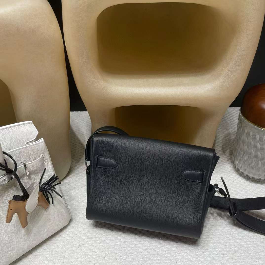 Hermès Kelly Messenger view 7