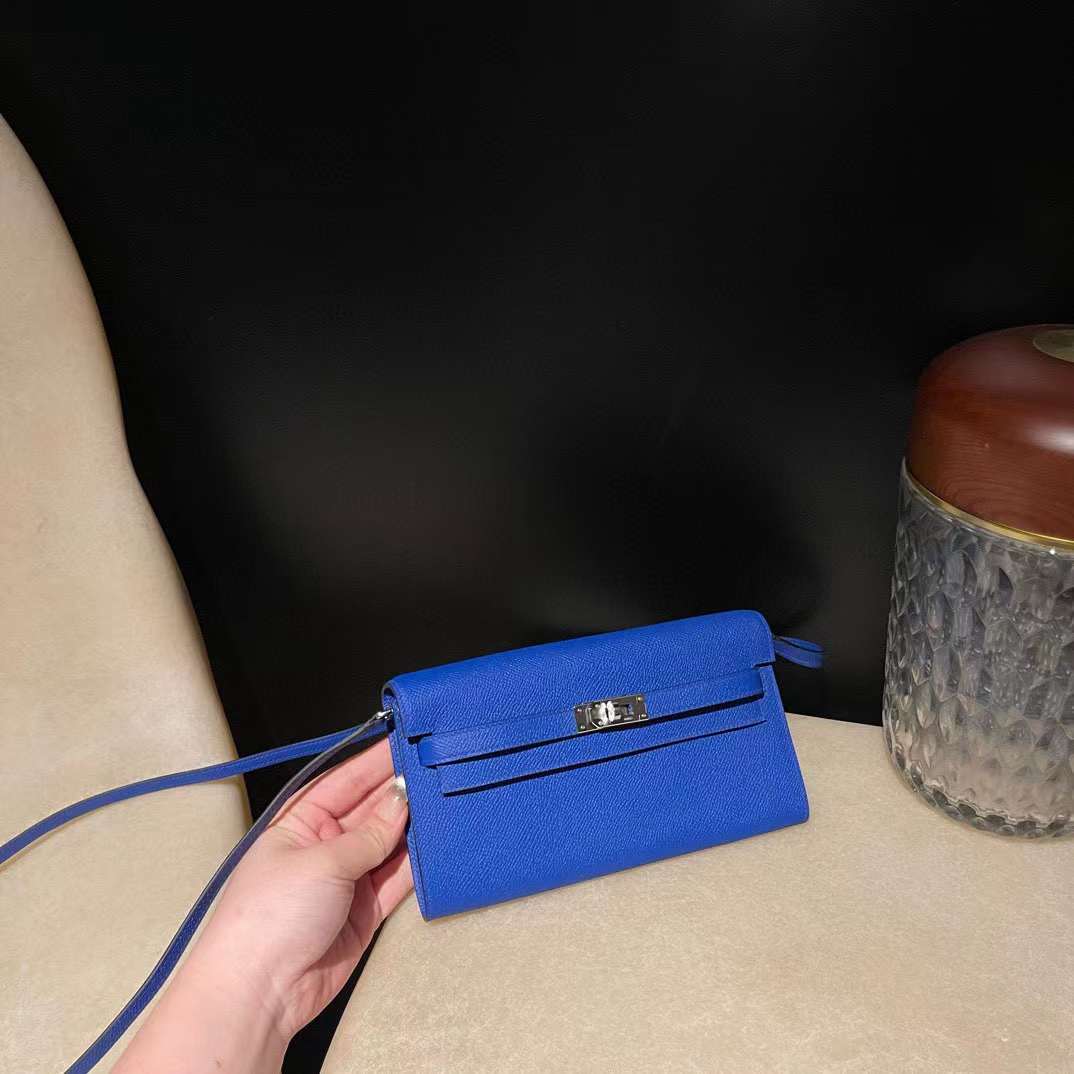 Hermès Kelly To Go I7 view 2