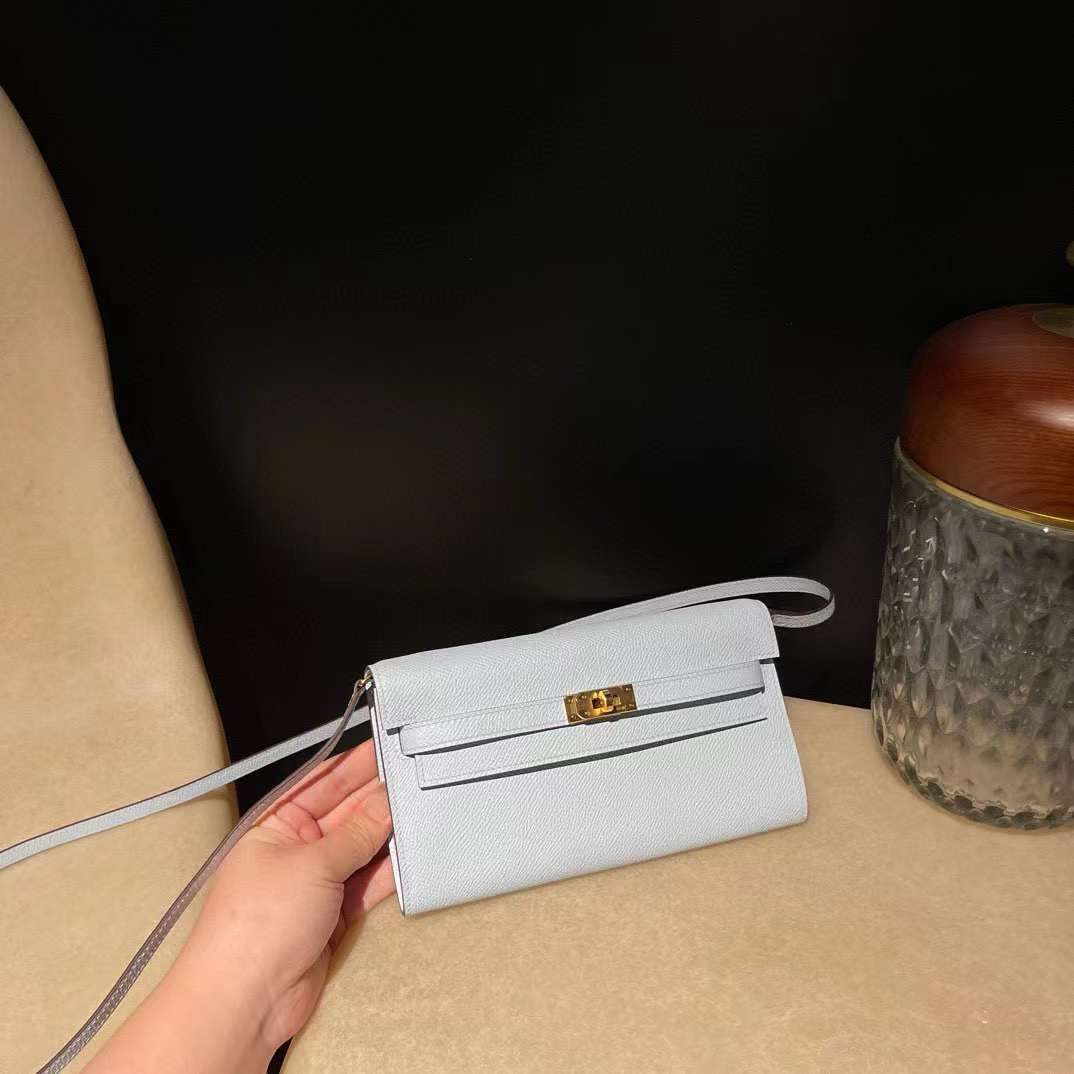 Hermès Kelly To Go T0 view 2