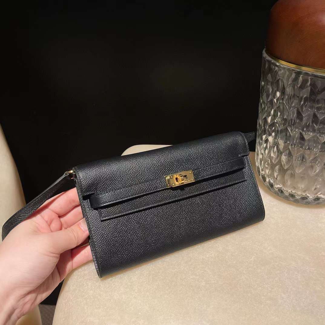 Hermès Kelly To Go view 2
