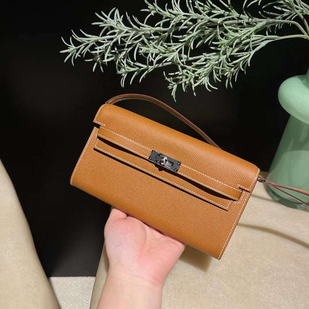 Hermès Kelly To Go view 1