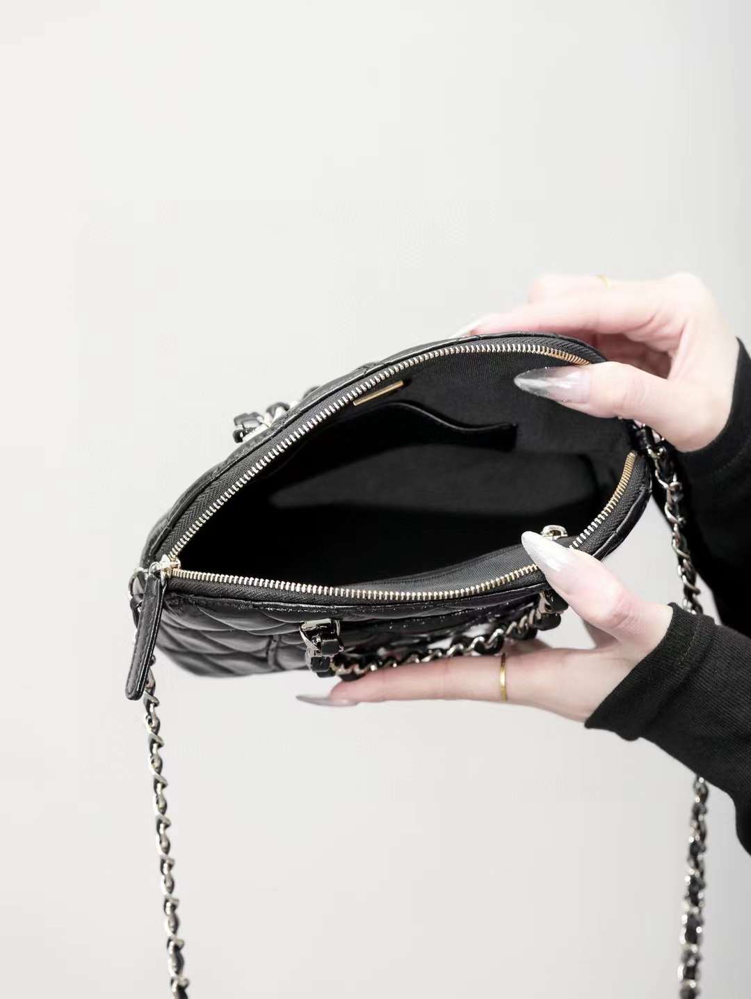 Chanel Clutch with Chain view 2
