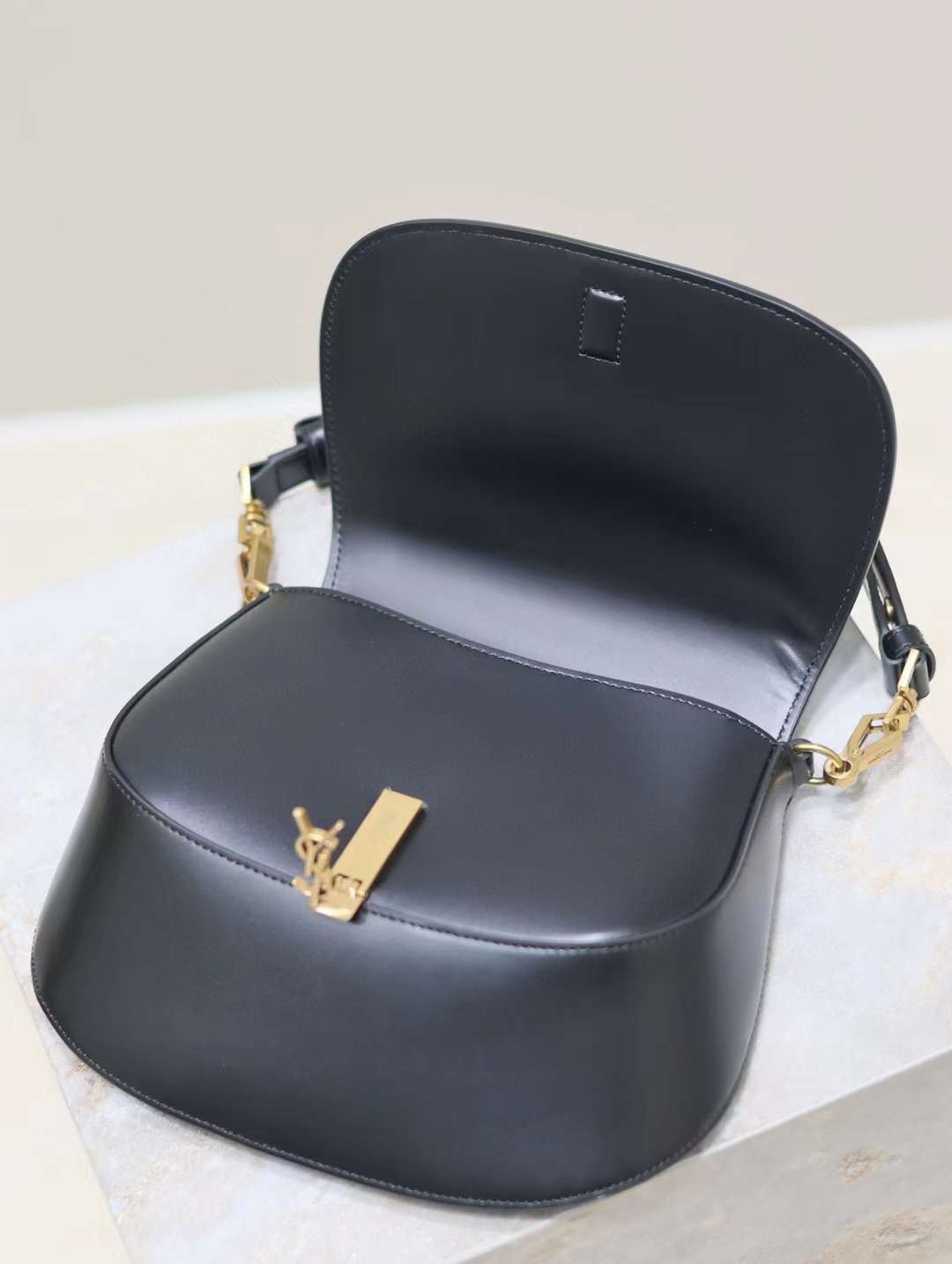 Saint Laurent Voltaire In Box view 4