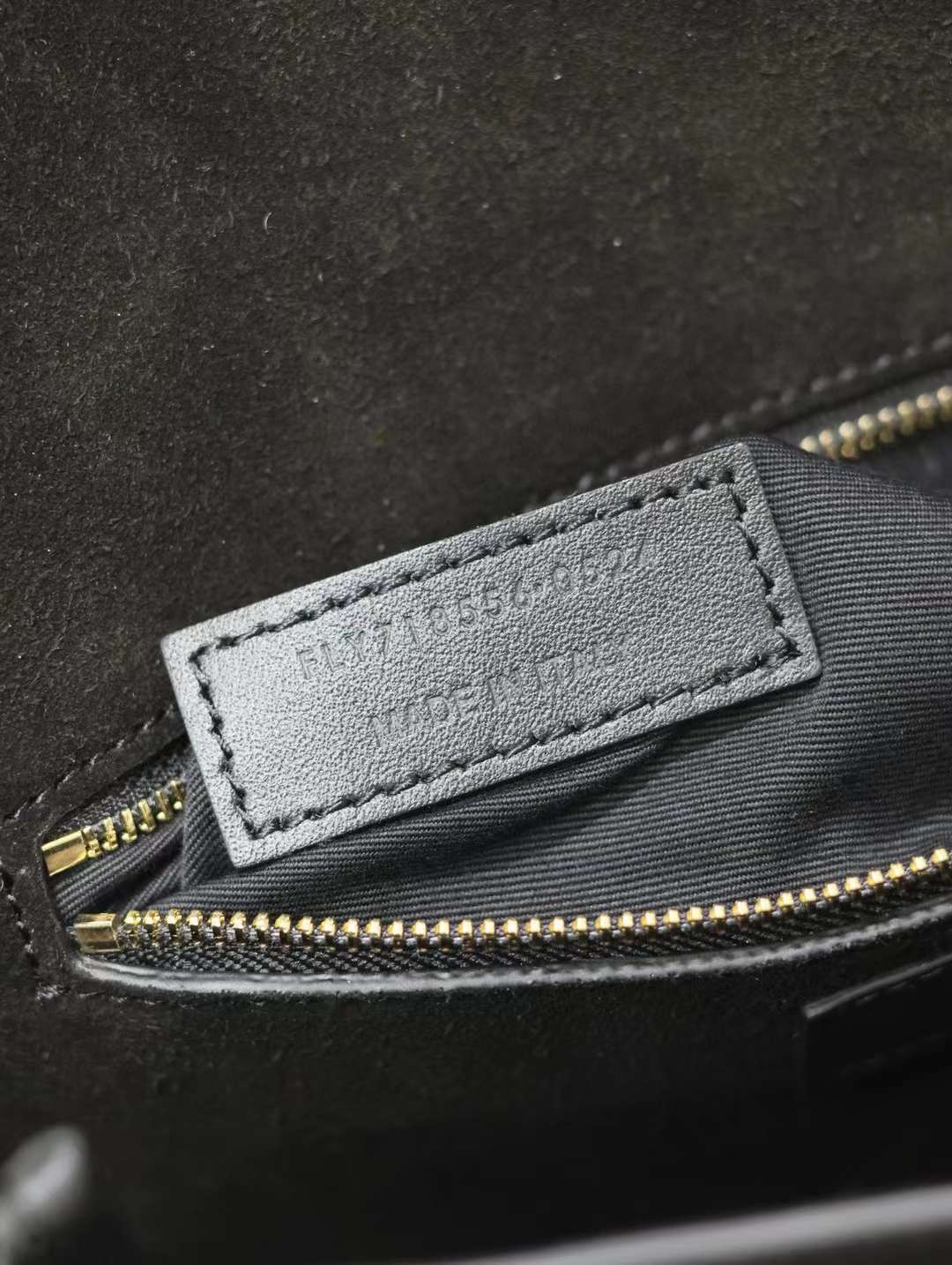Saint Laurent NIKI besace in leather view 8