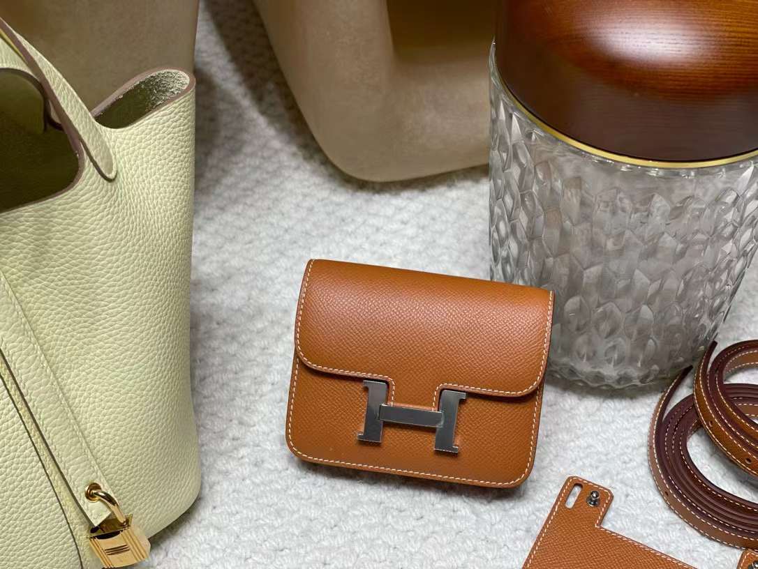 Hermès Constance Slim Purse view 1