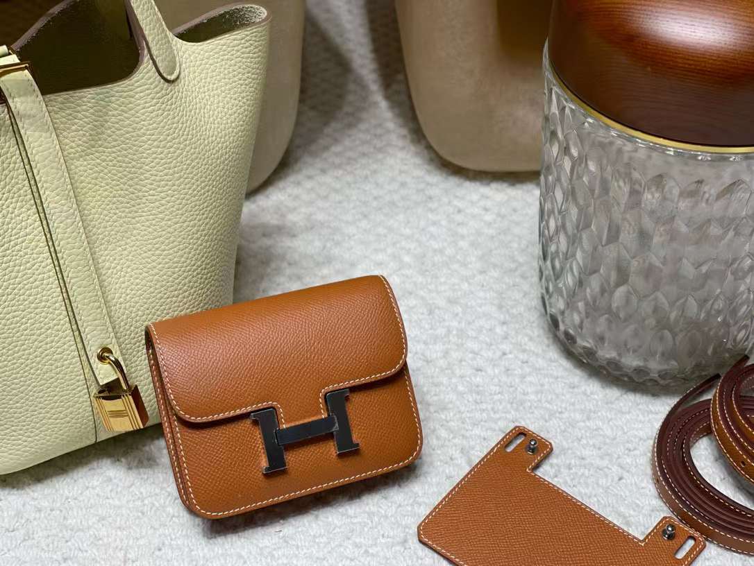 Hermès Constance Slim Purse view 2