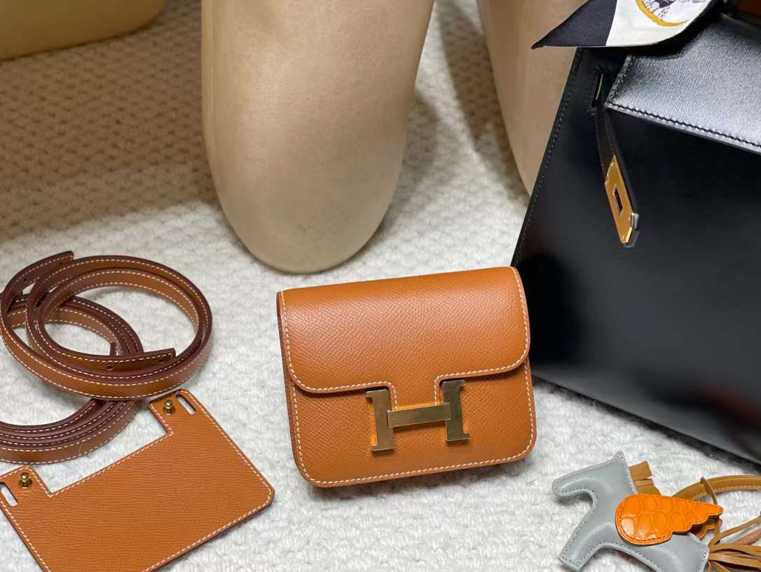 Hermès Constance Slim Purse view 2