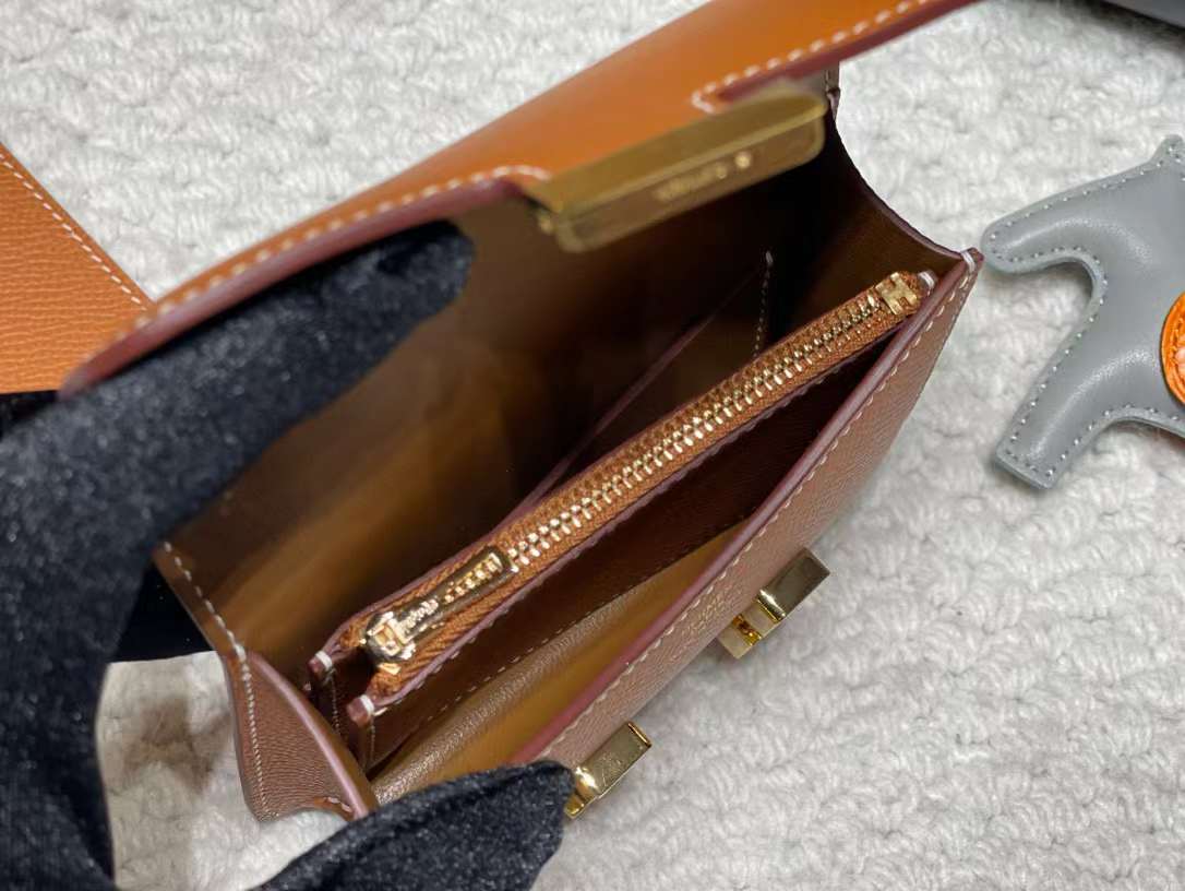 Hermès Constance Slim Purse view 6